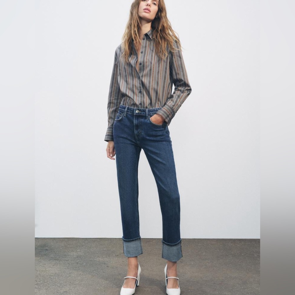 ~ZARA mid rise, slim fit, straight cropped leg jeans, blogger favorite, N…